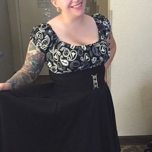 Mode Merr Halloween peasant top